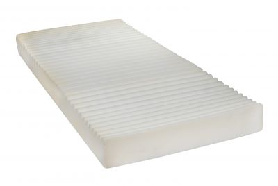 Full Rails and Therapeutic Support Mattress